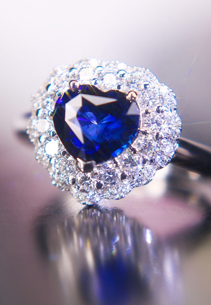 天然无烧皇家蓝蓝宝石戒指L673