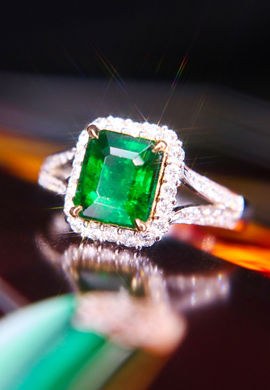 天然祖母绿戒指Z433