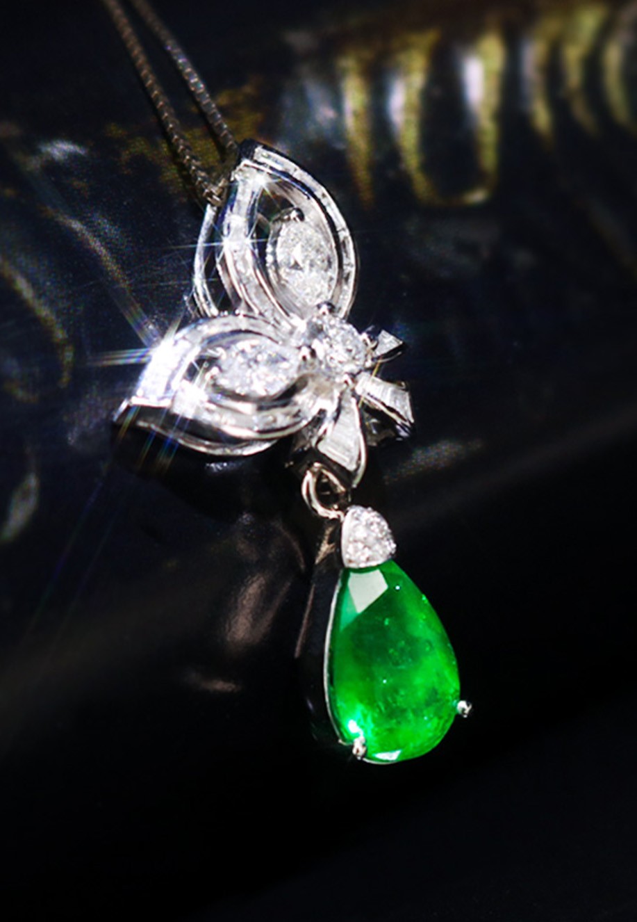 哥伦比亚天然祖母绿吊坠Z381