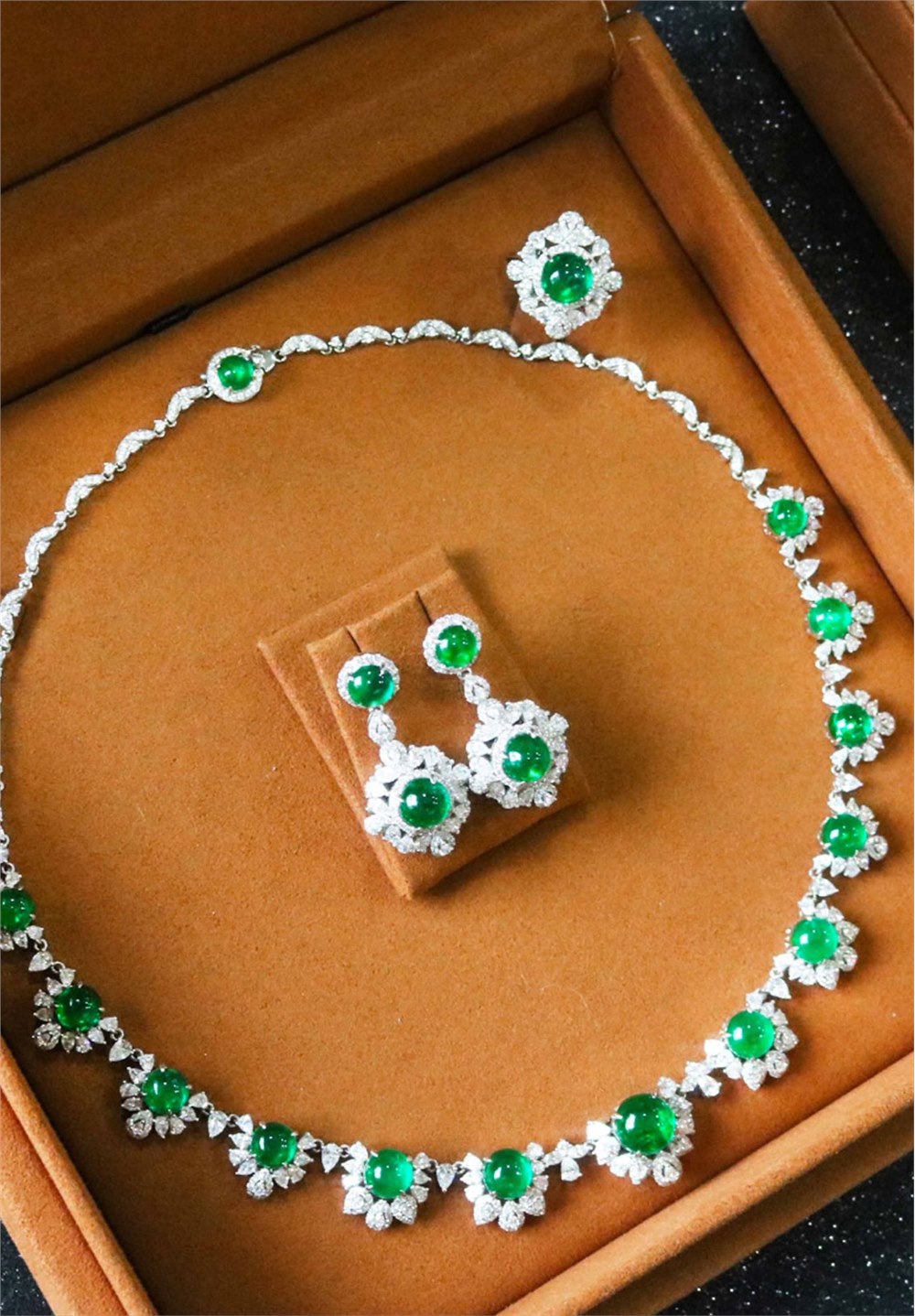 祖母绿套装Z1134