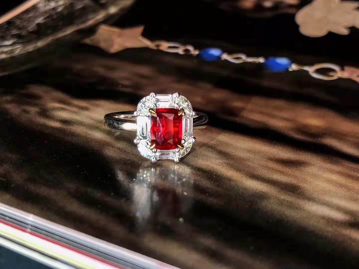 傻傻分不清的红色宝石系列之尖晶石VS红宝石