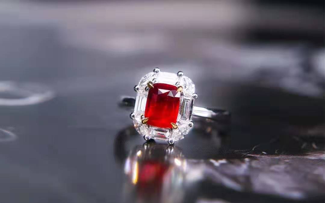 面对琳琅满目的红宝石您知道如何挑选红宝石首饰吗？