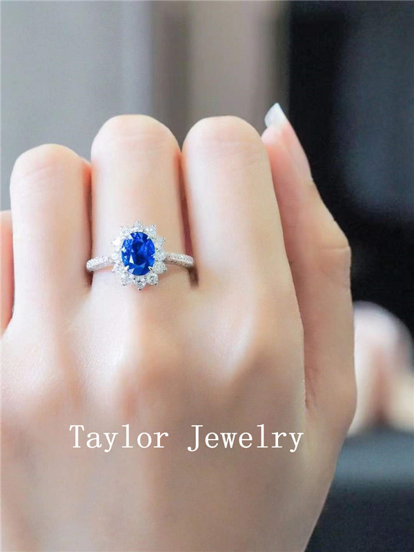 戴安娜有两个孙女，谁能更多地继承她的珠宝？