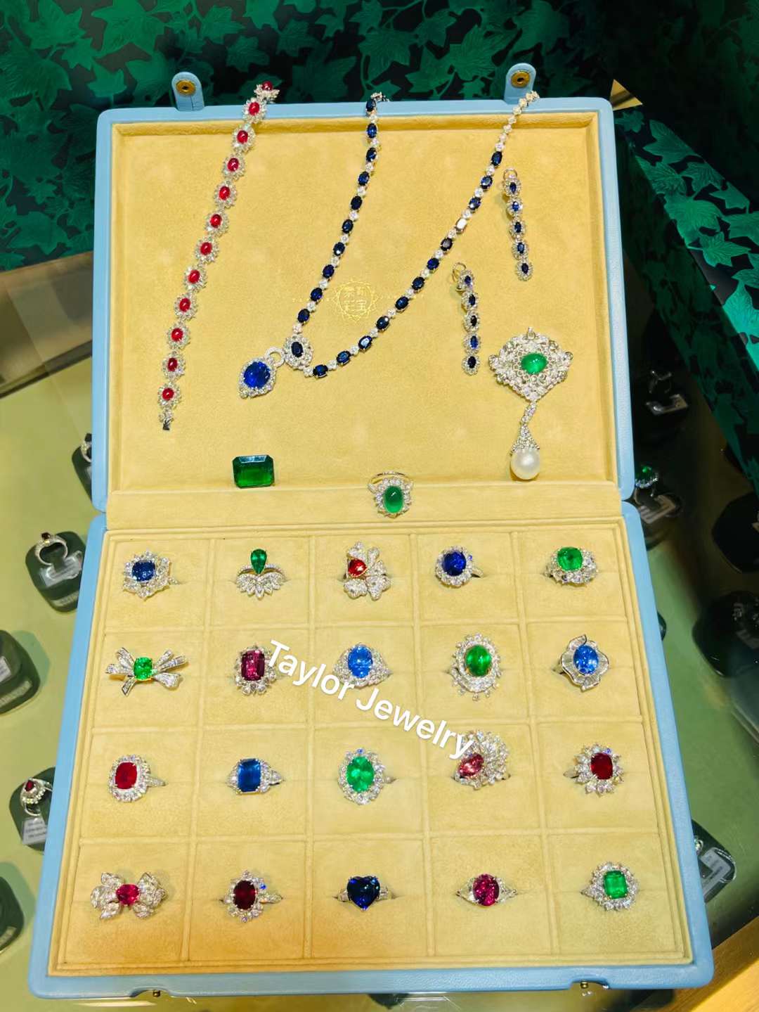 令人心动的珠宝千千万，哪种珠宝值得传承?