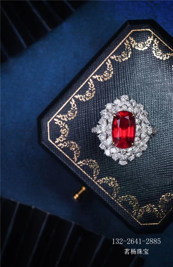 38女神节来临~珠宝替你表达心意~