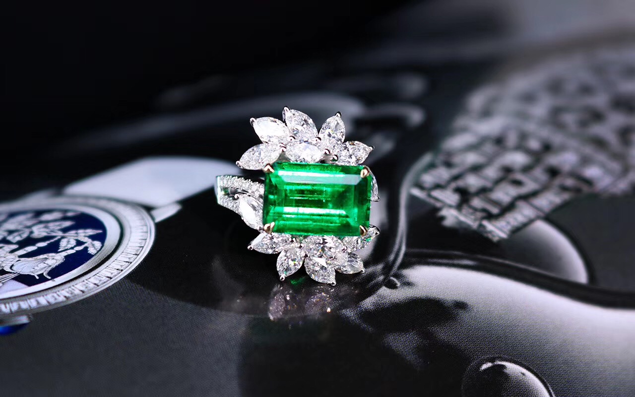 花高价购买的珠宝首饰出现质量问题我们该如何维权