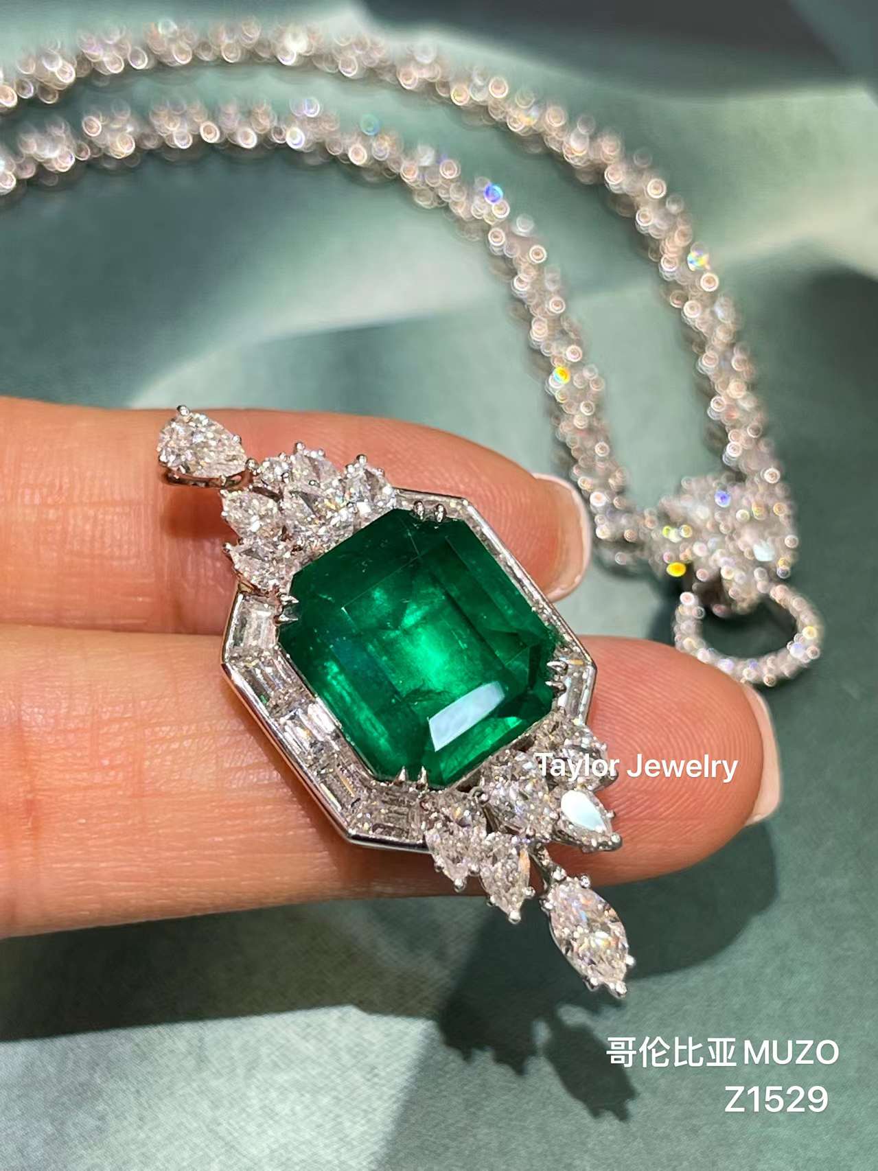 绿柱石家族：祖母绿的同族兄弟都有谁？